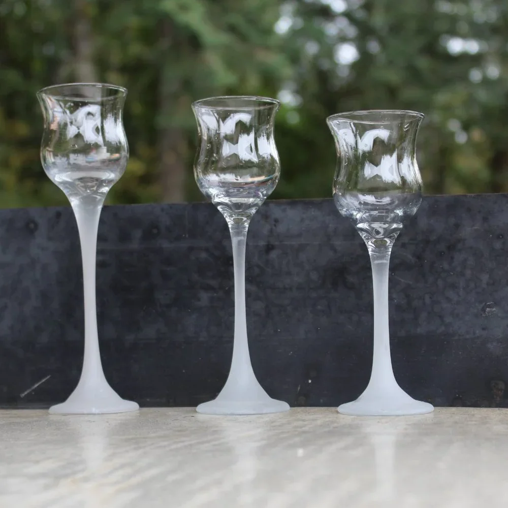 NWOT Partylite Candle Iced Crystal Frosted Elegant Home Decor Trio Tall P9428